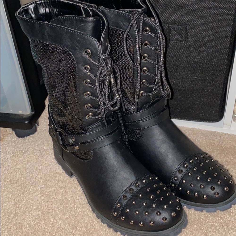 Chic biker moto boots with studs and sequins - Picture 3 of 7